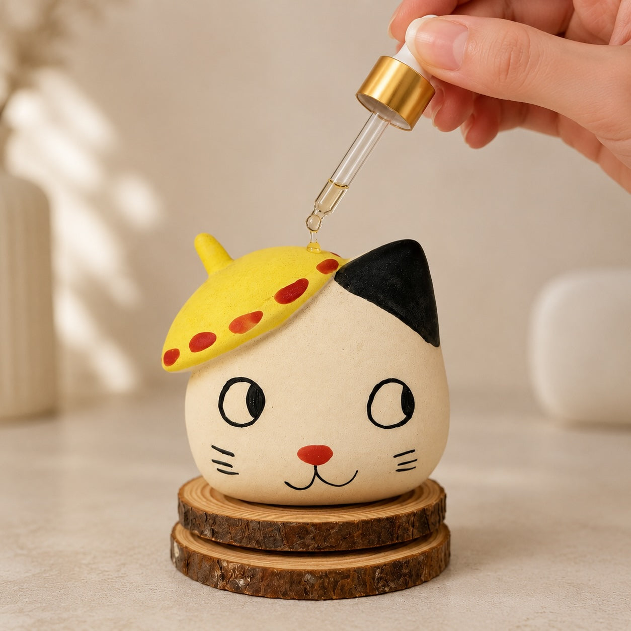 MuMuLush Handmade Spinner Adventurer Cat Ceramic Aroma Stone Diffuser MuMuLush