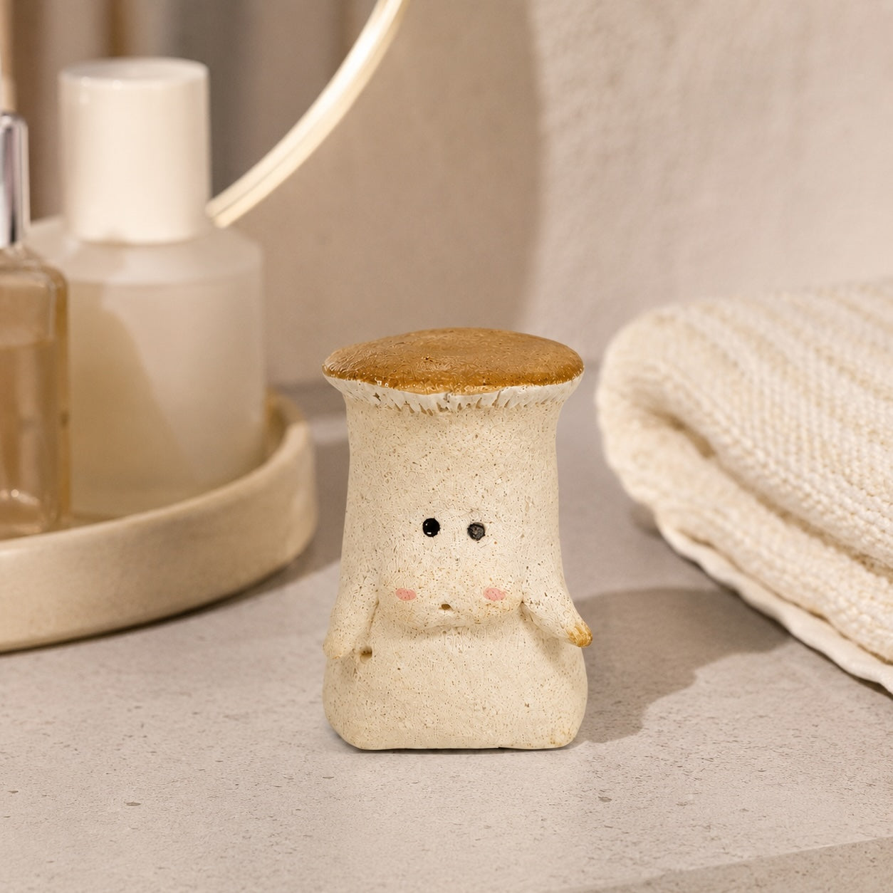 MuMuLush Handmade Gentle Mushroom Girl Ceramic Aroma Stone Diffuser MuMuLush
